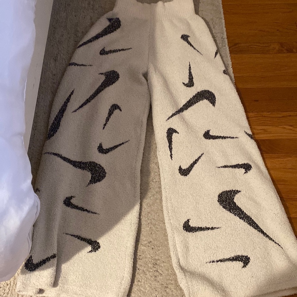 Nike sweatpants